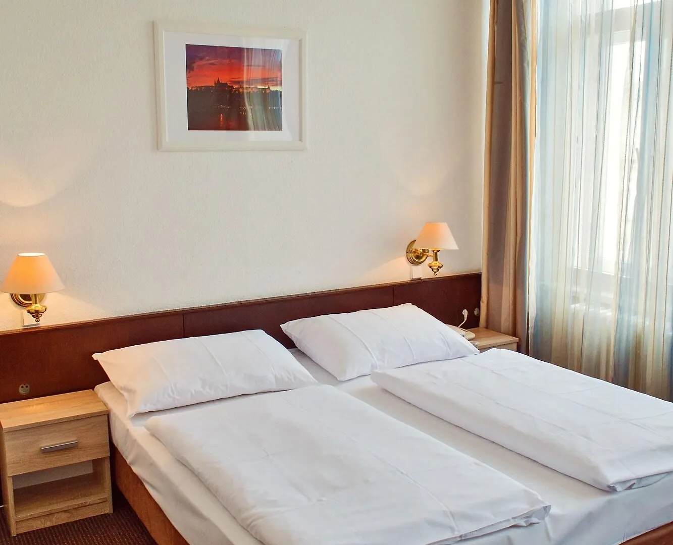 Meran Prague 3*,